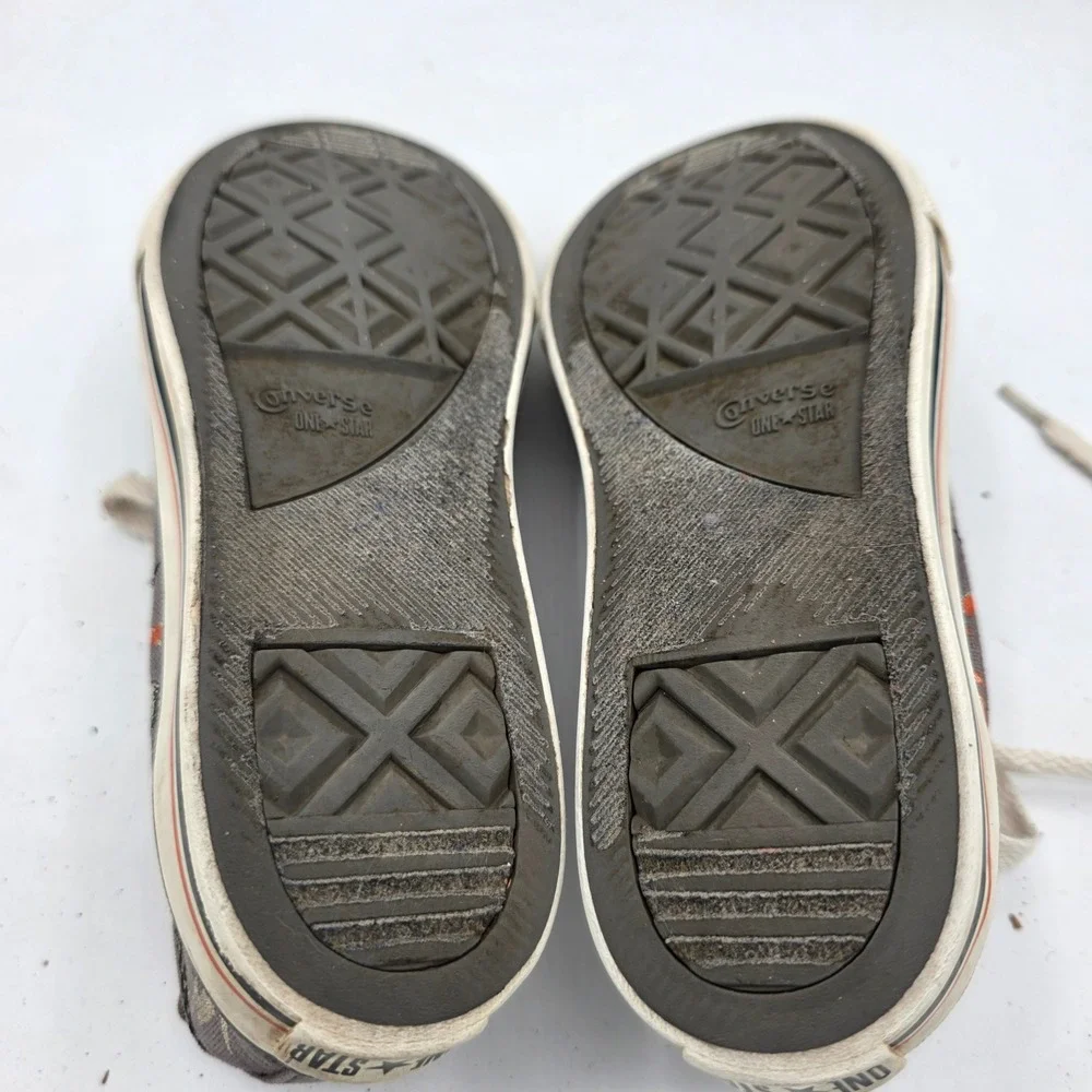 Converse‎ One Star Kids Low Top Sneakers Skull Star Skater Shoes Size 4